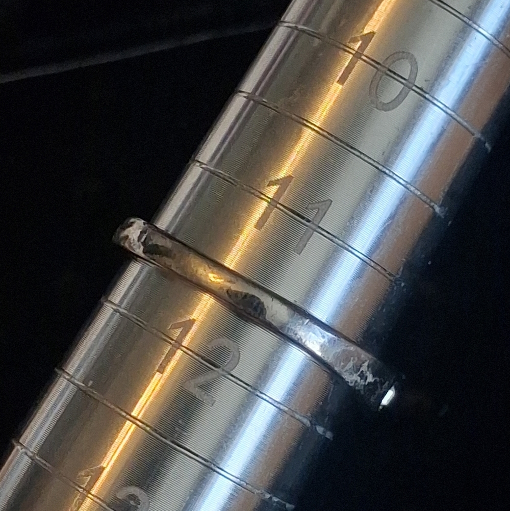 Silvertone Ring With Faux Diamonds Size 11 1/2 - Picture 6 of 9